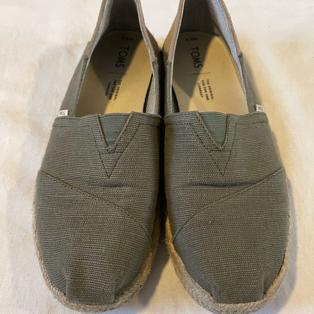 Men Toms shoes